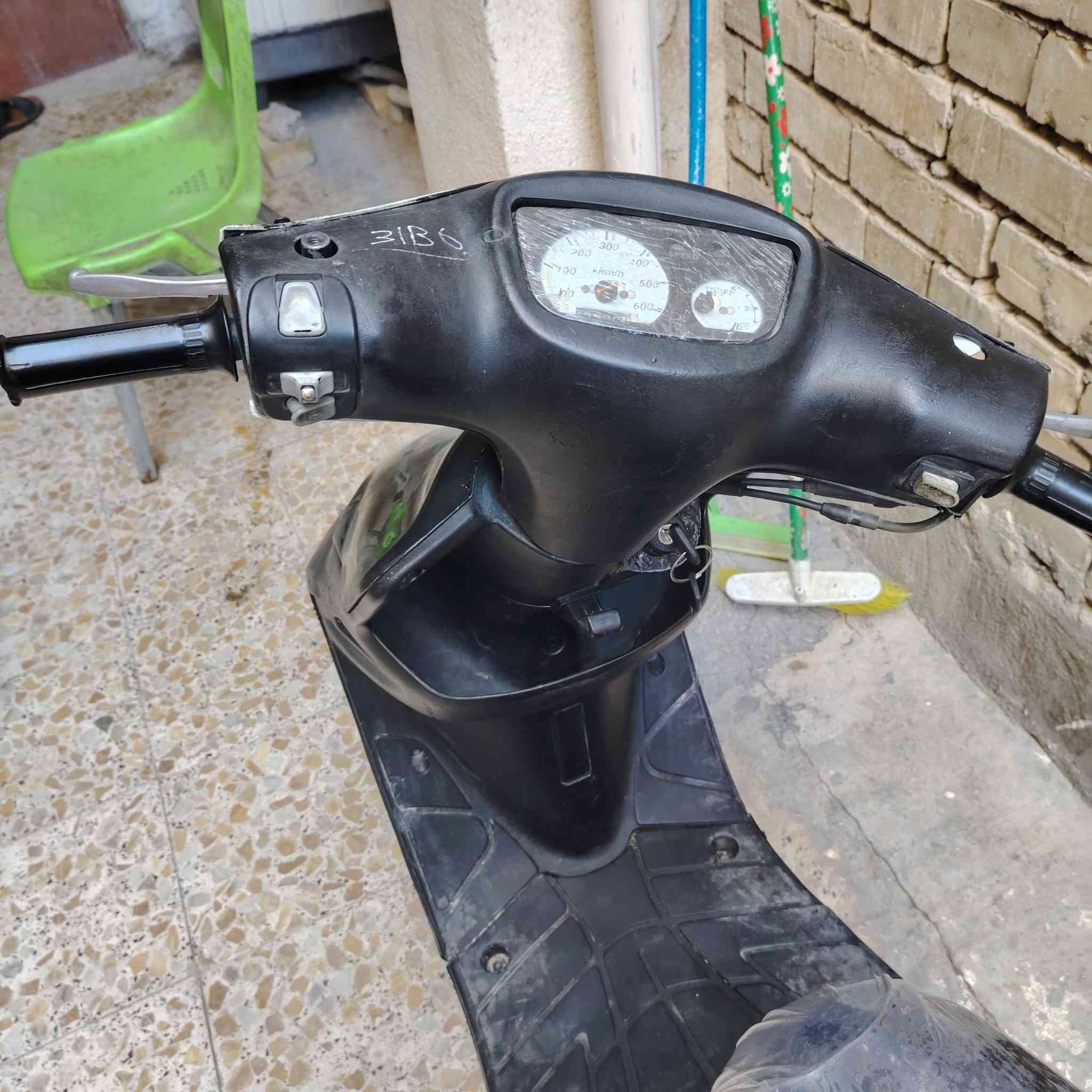 السلام عليكم
دراجه ياماها بيجي 9زروف للبيع 
دراجه مكينتها ناعمه 
مابيها صوت لا بالاكسل ولا بالروله 
دراجه كلها بلادية تشتغل من اول هندر 
اذا تريد تفاصيل تعال خاص او واتساب او اتصال 

سعر 250 ألف وبيها مجال للشراي 

***********
