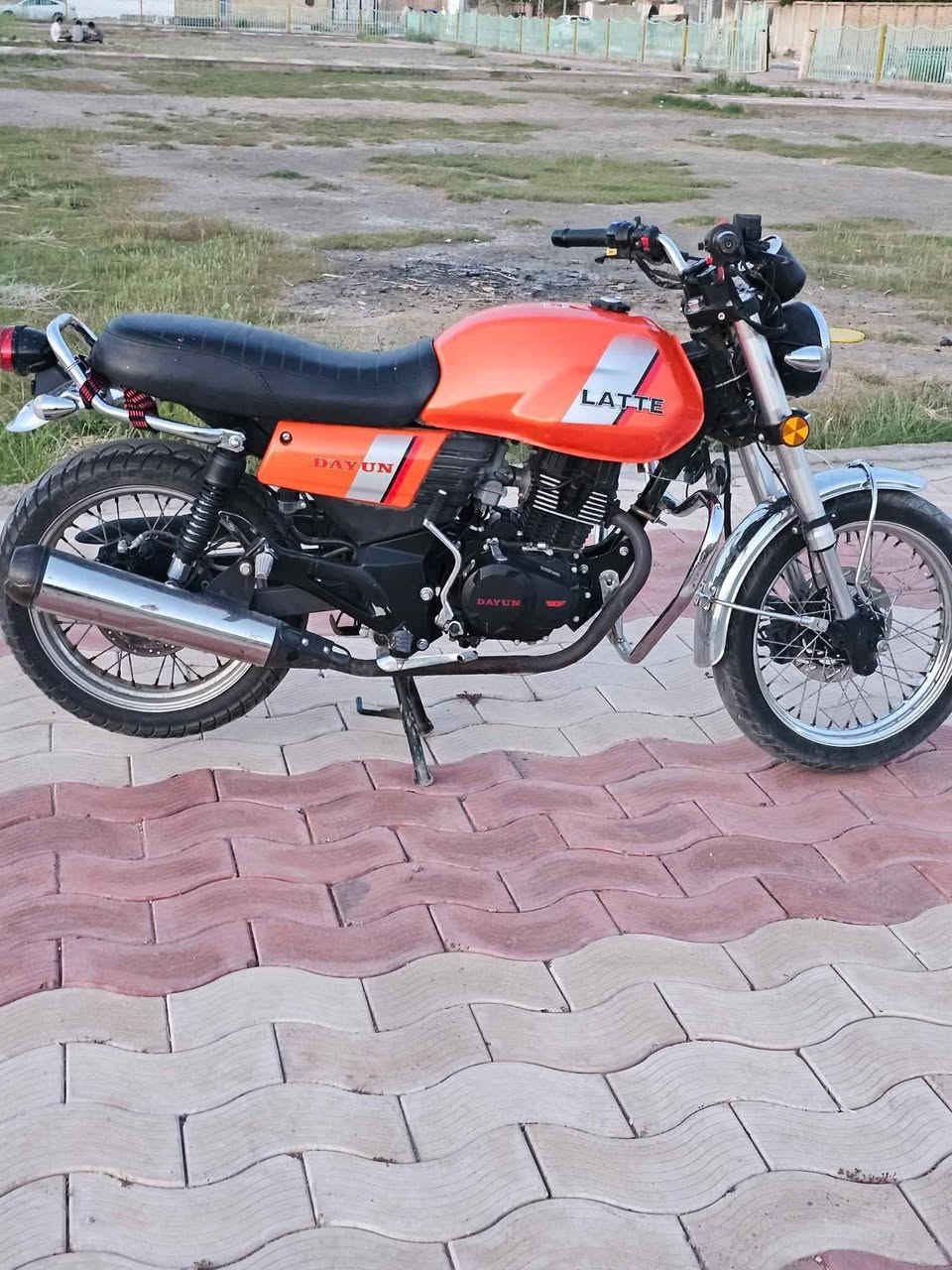 لايتي للبيع اوراق كامله اصولي مديل 22طالعه ب23 سعر 1700بيه مجال بسيط للشراي 
مكان كربلاء


**إذا كنت صاحب هذا الإعلان وتريد حذفه لأي سبب، رجاءا أرسل رسالة إلى الدعم الفني**