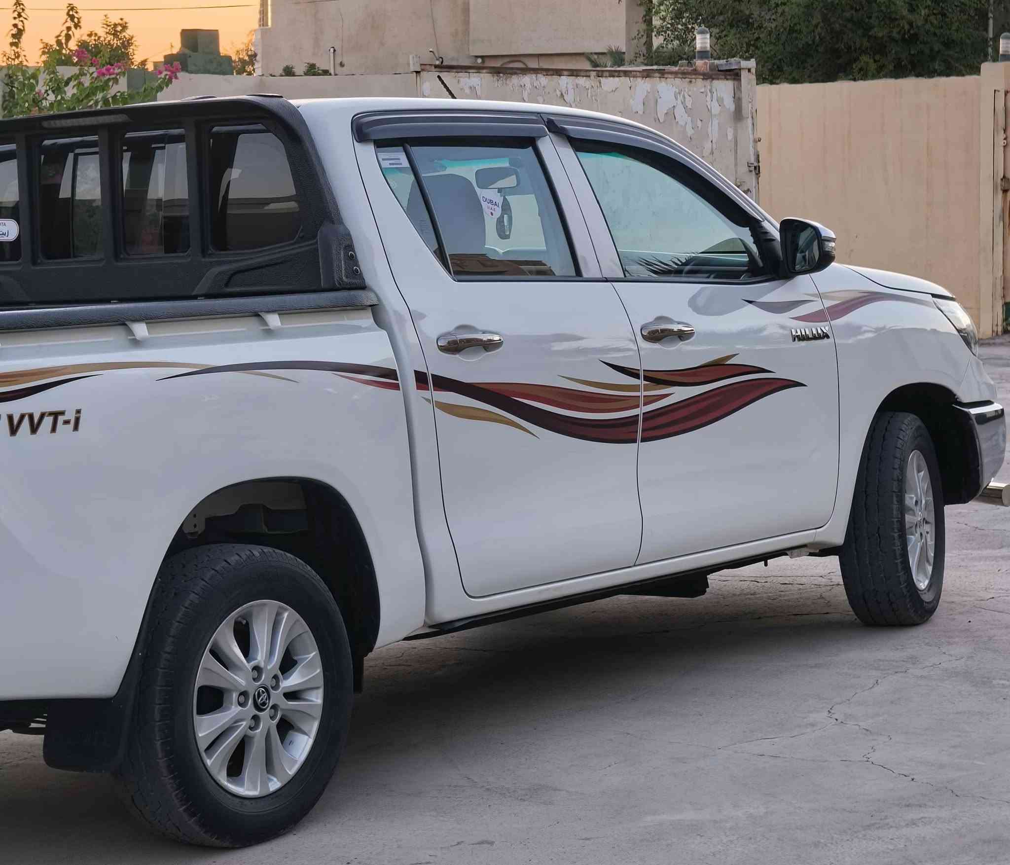 سلام عليكم بكم موديل 20كويتي ام العطر الذهبي رقم صلاح الدين باسمي ول سنوية لل 31سيارة جديدة كلش ومكفولة من الصبغ ماشية 95الف السعر 260وبيها مجال مكانها صلاح الدين بيجي للستفسار ***********
