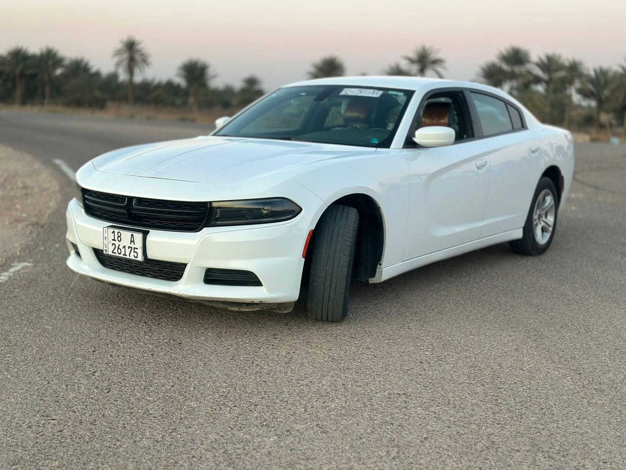 السلام عليكم
دوج جارجر  ٦ سلندر
موديل 22 اصل 
حره رقم بابل 
ماشيه 30
حادث جاملغ خلفي 
بجم كبس شركه 
 صور حادث  مرفقه
السعر/ 199 وبيه مجال. بسيط 
***********
