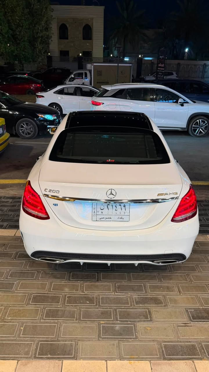 السلام عليكم
للبيع 
mercedec-benz c200 w205 2015

خليجيه مستورديها من وكاله كركاش دبي
ماشيه 106 الف كيلو متر
مكفوله من الصبغ فقط بارد بالجاملغ الخلفي صفحه السايق وهلال الجاملغ الخلفي عكس السايق

فول مواصفات

كت AMG بلادي

بانوراما
دبل ماوس
شاشه كبيره
اوتو بارك
حساس خلفي
حساس امامي
كامره خلفيه
رادار امامي
برده خلفيه
اضائه داخليه الوان
لايت داينامك
ستيرن D مال AMG بلادي

مكان السياره بغداد الدوره
للاستفسار
***********
