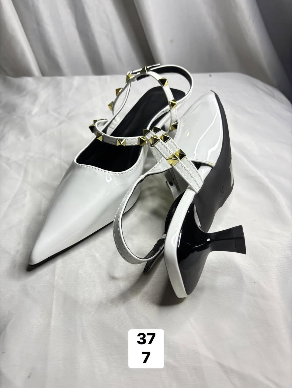 السلام عليكم احذيه ملابس اسعار مناسبه كولش ربي يرزقني ويرزقكم حساباتي ع تيك توك وانستا 4.nzl انشر كولشي اول باول


**إذا كنت صاحب هذا الإعلان وتريد حذفه لأي سبب، رجاءا أرسل رسالة إلى الدعم الفني**