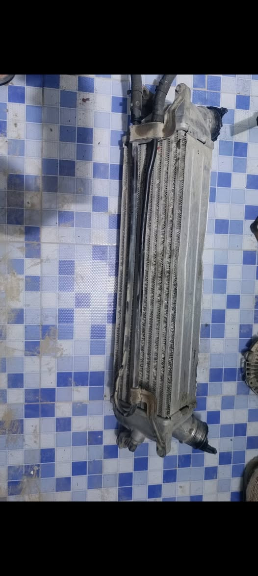 السلام عليكم  يتوفر قطع غيار مستخدمة شرط الفحص والضمان المكان البصره الزبير***********
