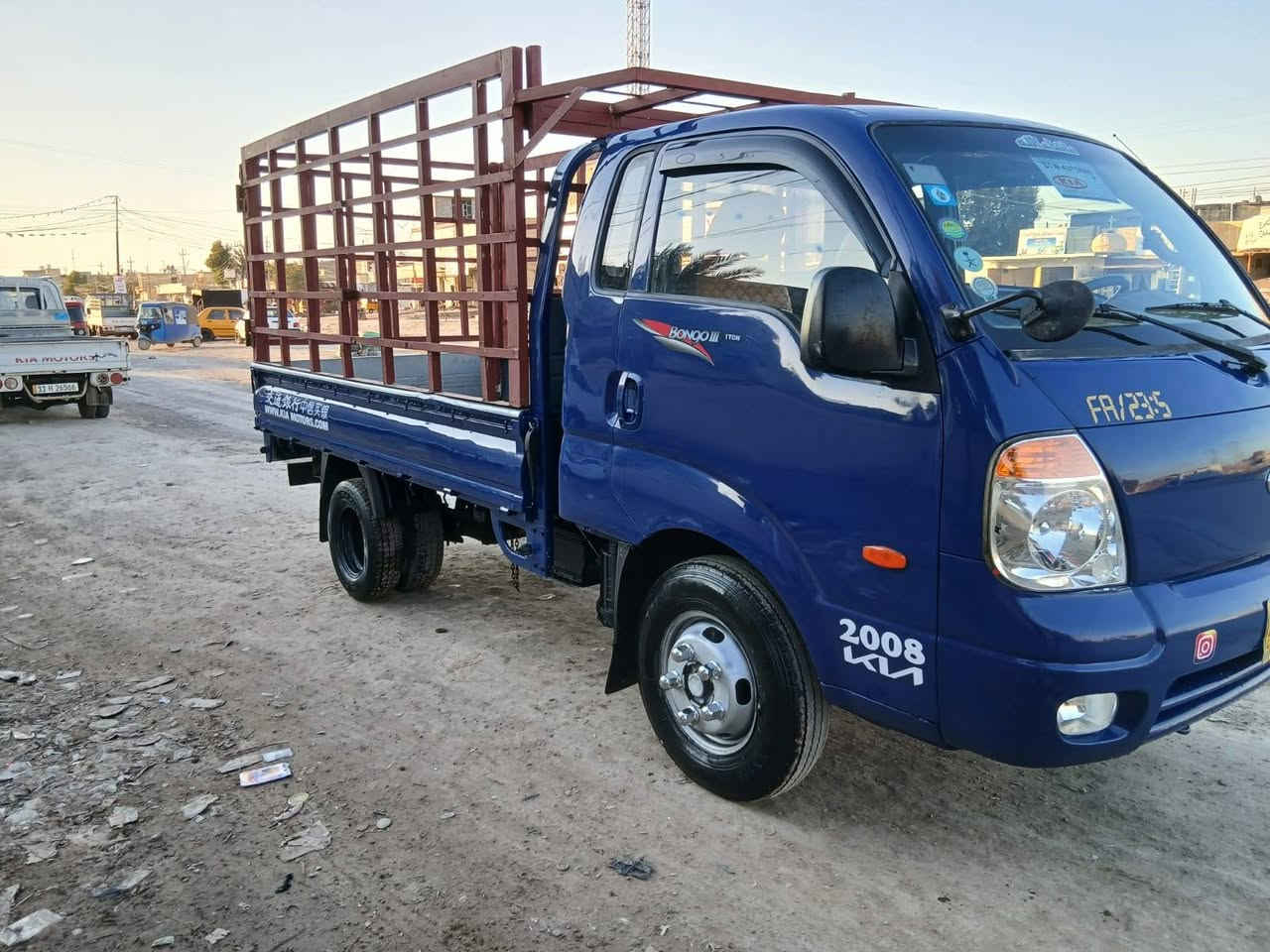 السلام عليكم كيا فحل موديل 2008رقم بابل مشروع وطني محرك مسكربم ونوزل مالحاويه تايرخلفي 14ستد27تخم تاير جديد محرك كير اكسل حداديه السياره خير من الله ***********
