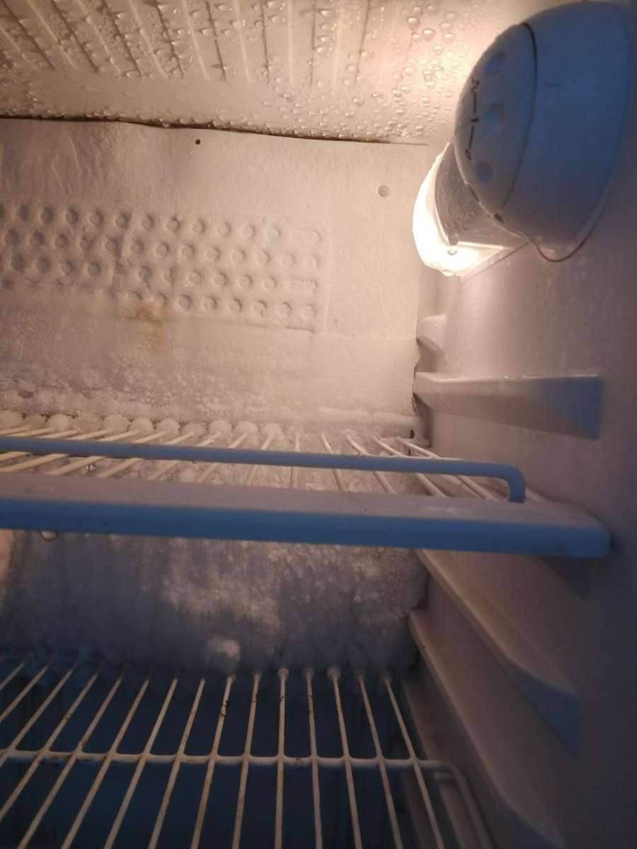 ثلاجه للبيع استخدام قليل بعدها جديده


**إذا كنت صاحب هذا الإعلان وتريد حذفه لأي سبب، رجاءا أرسل رسالة إلى الدعم الفني**