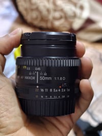 نيكون ٥٠مم • فتحة ١٫٨ • توصيل لجميع المحافظات