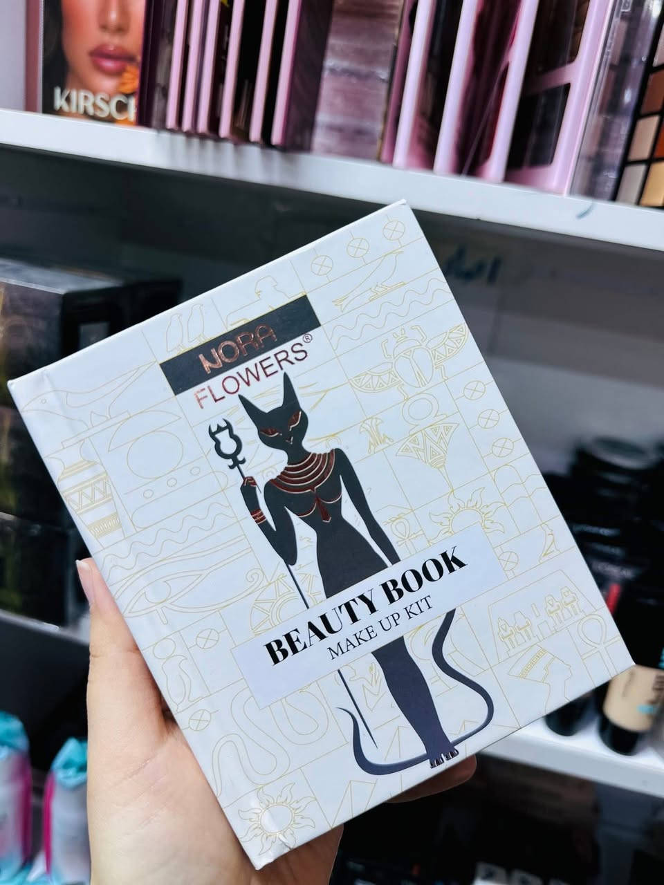 #هدايه_عيد_المعلم 
متوفر بكل الاسعار المناسبه 
تجهيز حسب طلبكم ♥️


**إذا كنت صاحب هذا الإعلان وتريد حذفه لأي سبب، رجاءا أرسل رسالة إلى الدعم الفني**