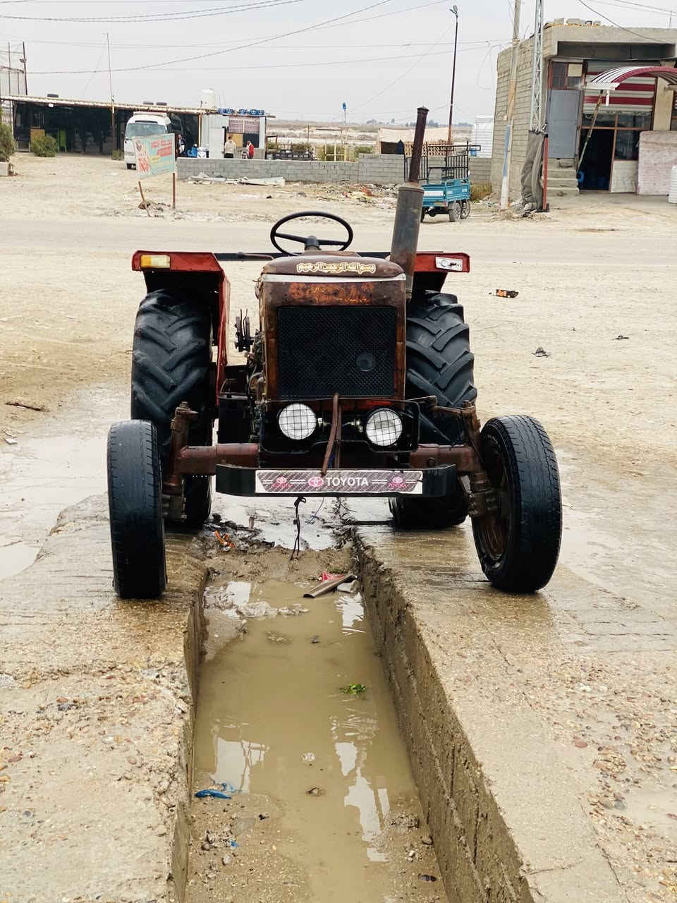 سلام عليكم مكينه عنتر + عربانه موديل 82 رقم بابل اصوليه تحويل ثاني يوم محرك وكير خير من الله باتري جديد لايت جديد امامي شغال  للاستفسار أو التصال عله هاذه الرقم.     
***********
