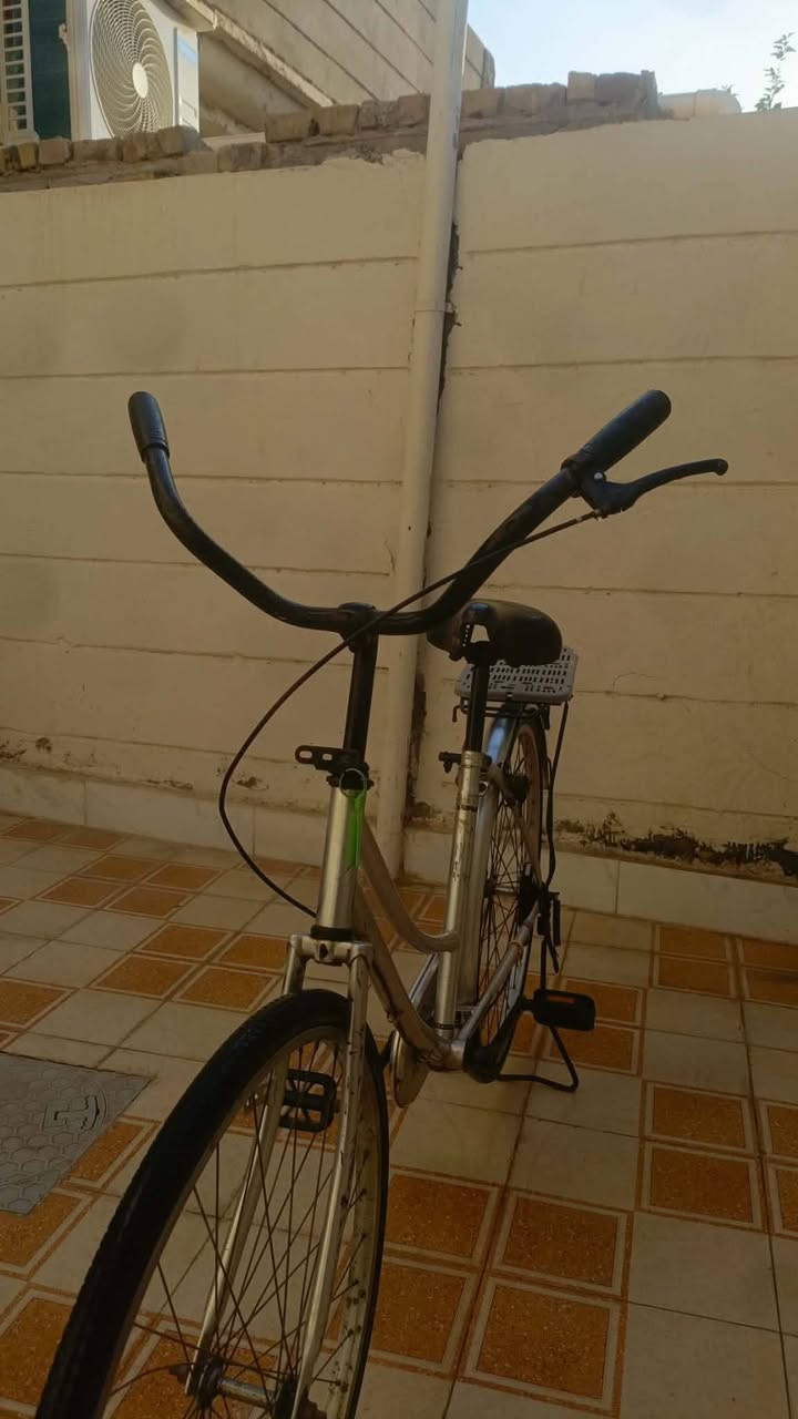 باسكلات للبيع
الون سلفر و ازرق
السلفر 2018
و الزرق 2015
السعر الزرق 80
 و السلفر 75.
وبيه مجال 
تواصل خاص 
بيع فقط


**إذا كنت صاحب هذا الإعلان وتريد حذفه لأي سبب، رجاءا أرسل رسالة إلى الدعم الفني**