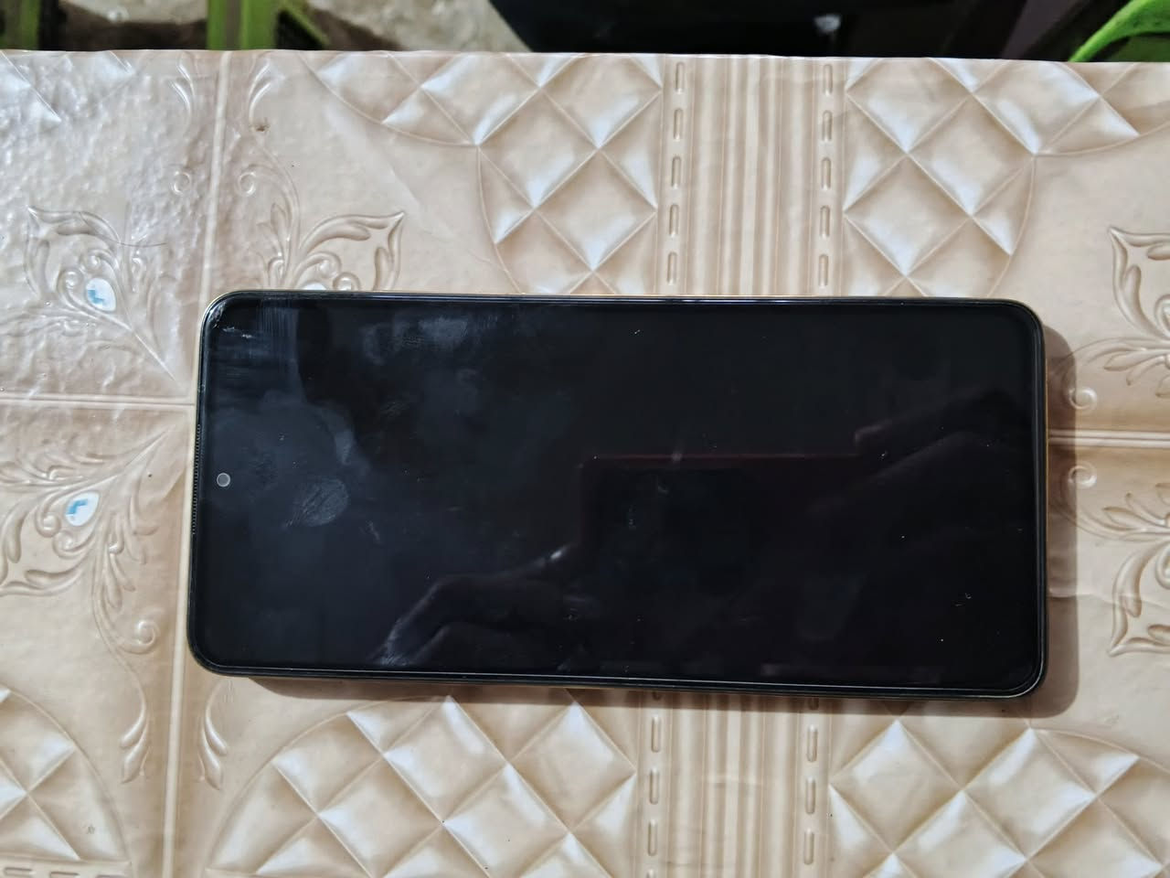 سلام عليكم جهاز بوكو اكس 4برو ذاكره 256 للبيع ***********  ***********
