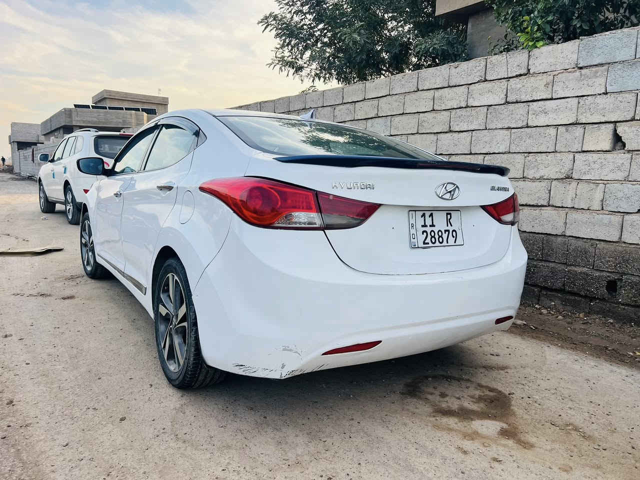 الانترا موديل 14 محرك1800 رقم بغدادالسونار مرفق ويا الصور ***********السعر 110 وبيه مجال
