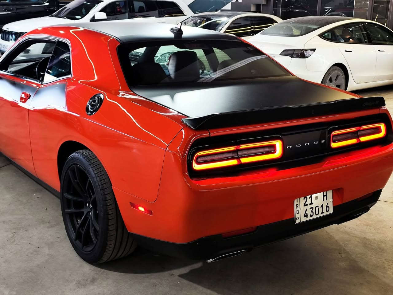 T/A 2023 last call 6400 😁🔥
السلام عليكم 🙋🏻‍♂️

📌چـالنجر 2023 T/A last call 6400 اصل 
السياره فول مواصـفات للأخير من شاشه كاميرا كشنات كنتارا وجلد تدفئه وتبريد  وخزن رادارات جانبيه فجوج پريمبو ستيرن تدفئه تبريد كهرباء وضعيات قياده وباقي مواصفاتها المعروفه 

🔸السياره ماشيه 7 الاف مايل بعدها كُلش جديده ومماشيه بالعراق ، وبعدها ستوك للأخير ، حتى حجر البيئه بعده بيها ولامبرمجه ولا اي شي كُلشي بيها بحاله الوكاله 
485HP 🐎

📌حادث السياره چاملغ السايق صُبغ والچاملغات الخلفيه نص نص ثنينهم ، ايرپاك سستم 

📍مكانها بغداد او سليمانيه 
ورقمها سليمانيه تحويل ثاني يوم 

📍بنهايه السياره تختلف عن اي نسخه وتفرق عن الـR/T العاديه والـSXT والي يعرفها يعرف شنو اقصد 

للأستفسار اكثر
 *********** اتصل 

 واذا ماعندك رصيد رمشلي واخابرك وتدلل ، واسف ع الاطاله 🧡.
