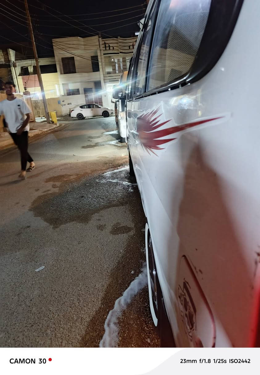 السلام عليكم فتون موديل ١٠ سياره جاهزه صدر خلفي امامي كهربائيات كلها شغاله دوشمه احله من صور تخم تاير و ويل ١٤ شاشه دمام سستم صوت كير اكسل مكفولات مكينه فور واي بيها تنقيص تبريد ويه سويج مكاني بغداد شهداء السيديه معروضه ب ٦٥ وبيها مجال تفاصيل اكثر اتصل واني خادم ***********
