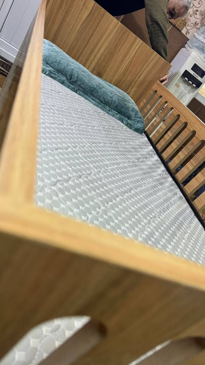 سرير نفر للاطفال للبيع 
اليريد يفوت خاص


**إذا كنت صاحب هذا الإعلان وتريد حذفه لأي سبب، رجاءا أرسل رسالة إلى الدعم الفني**