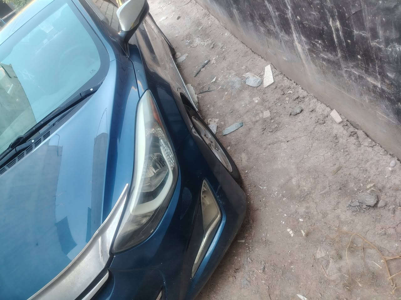 النترا موديل 16 وارد امريكي محرك 1800 مكفول كير جديد تبريد منضومة جديده شرط ثلج شاشه تاب باتري وجامة جدد رقم وهزه جدد السيارة نقصها فقط دبلات خلفيه ضرر جاملغ خلفي بيها داخل خفيف ومعمر ممبين  بيها صبغ 5قطع ابيعلك احزام بجم كفاله مكاني بعقوبة بيع فقط السعر جوة السوك 88 بيها مجال اخوان هاذه لموجود سياره رخيصة بلنسبة لخواتها وبلعافيه علياخذها *********** نقص دبلات خلفيه ضعيفه
