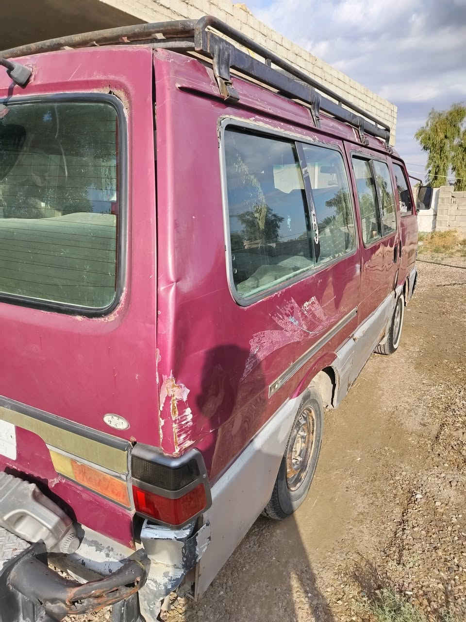 كيا بستا ٩٥ كير محرك اكسل مكفول كشر كدامك شاصي اليسرة تعبان والايمن مصلح درجة أولى صدر تعبان تخم تاير باتري سلف سنوية لل٢٩ بسمي تريد تحويل تريد وكالة السعر ٣٥ وبيها مجال


**إذا كنت صاحب هذا الإعلان وتريد حذفه لأي سبب، رجاءا أرسل رسالة إلى الدعم الفني**