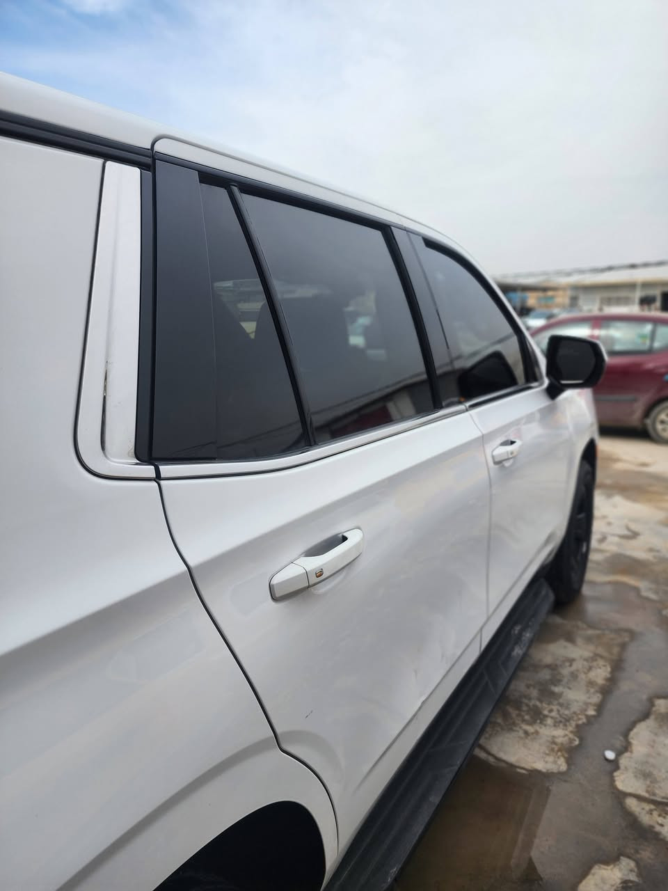 تاهو 2023 وارد دخول جديد ماشية 13 الف فقط السيارة زيرو رقم بغداد مميز بيها جاملغ وبنيد مبدلات وكالة 
***********
