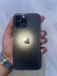 Ip 13 pro max ذاكرة 256  باتري 94%  جهاز وتر فول نضافه كامل ملحقات  سع...