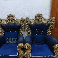هذا التخم للبيع نضيف والله 10مقاعد سعره 200وبي مجال 07708713722