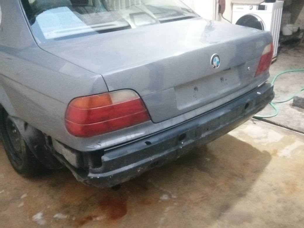 سەراتە بانوای خوا ) bmw 744 مۆمدێل 98 فوڵ فولە گێرروو مەکینەی باشەرتە موسو دەعموو لێدراوی بەشەرتە سە یارەکە علوجە کەفیلی مالی مەدەنی بەشەرت مواسە فات دابڵ گێرە کوشن جلدو کارە بایو خەزنە سوکان کەرەباییی جام کەرە بایوو ئۆتۆیە سەیارە کە فول فولە توندو تۆلە  گۆرینەوەش ئە کەم شوێن رانیە سێحری 25گەلەیە *********** رانية, السليمانية

