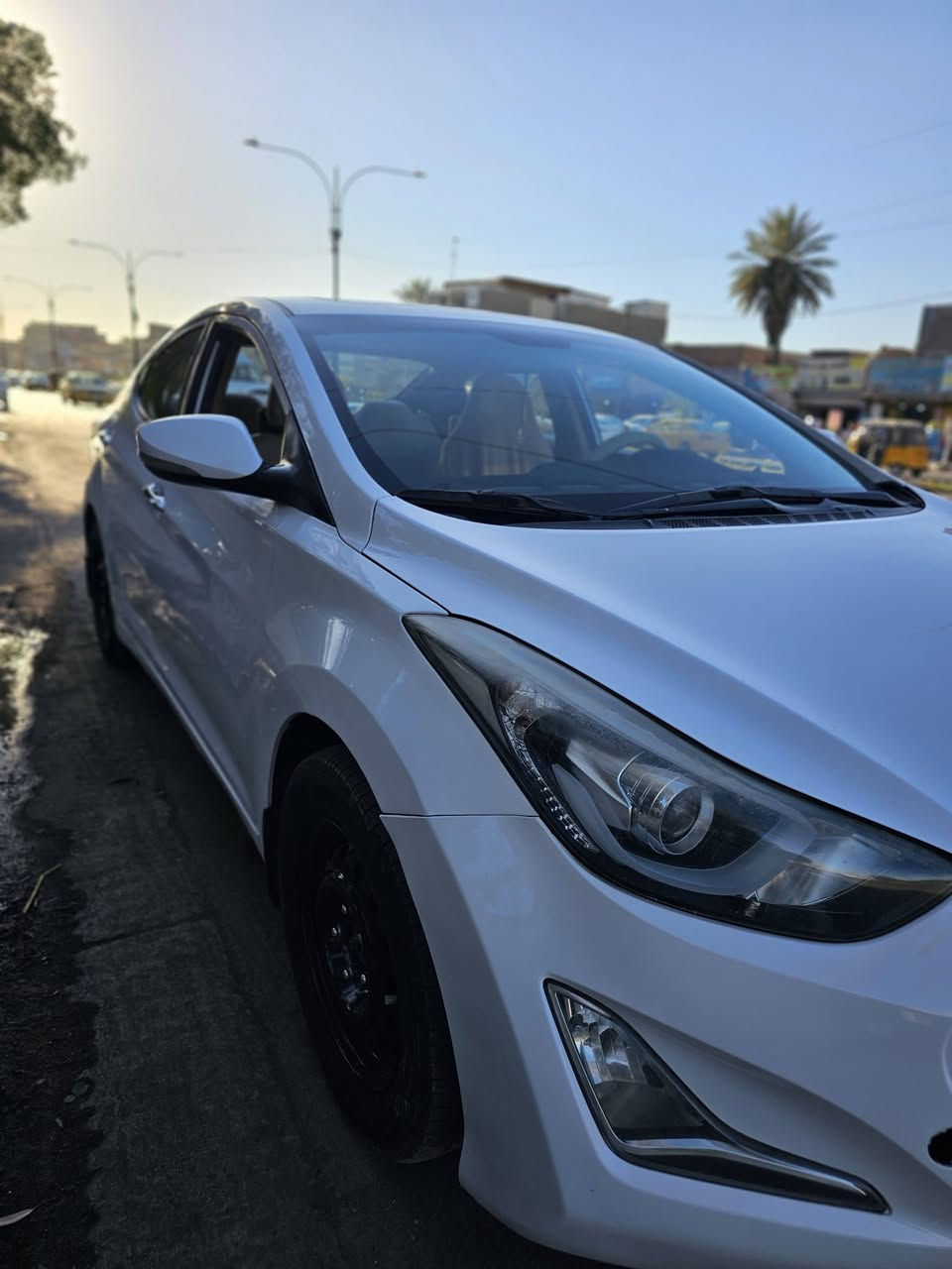 السلام عليكم النترا خليجي موديل 2011
فول مواصفات ما عده البصمه  محرك 1600 دوش مري شفط اشاير بالمري نظام ايكو السياره جاهزه الف ما اذب عليها
ملاحظه السياره مبدل بيها بنيد وبيها مكانه مرشوشه اثر تكشير ***********  /  *********** السعر 90 ورقه
