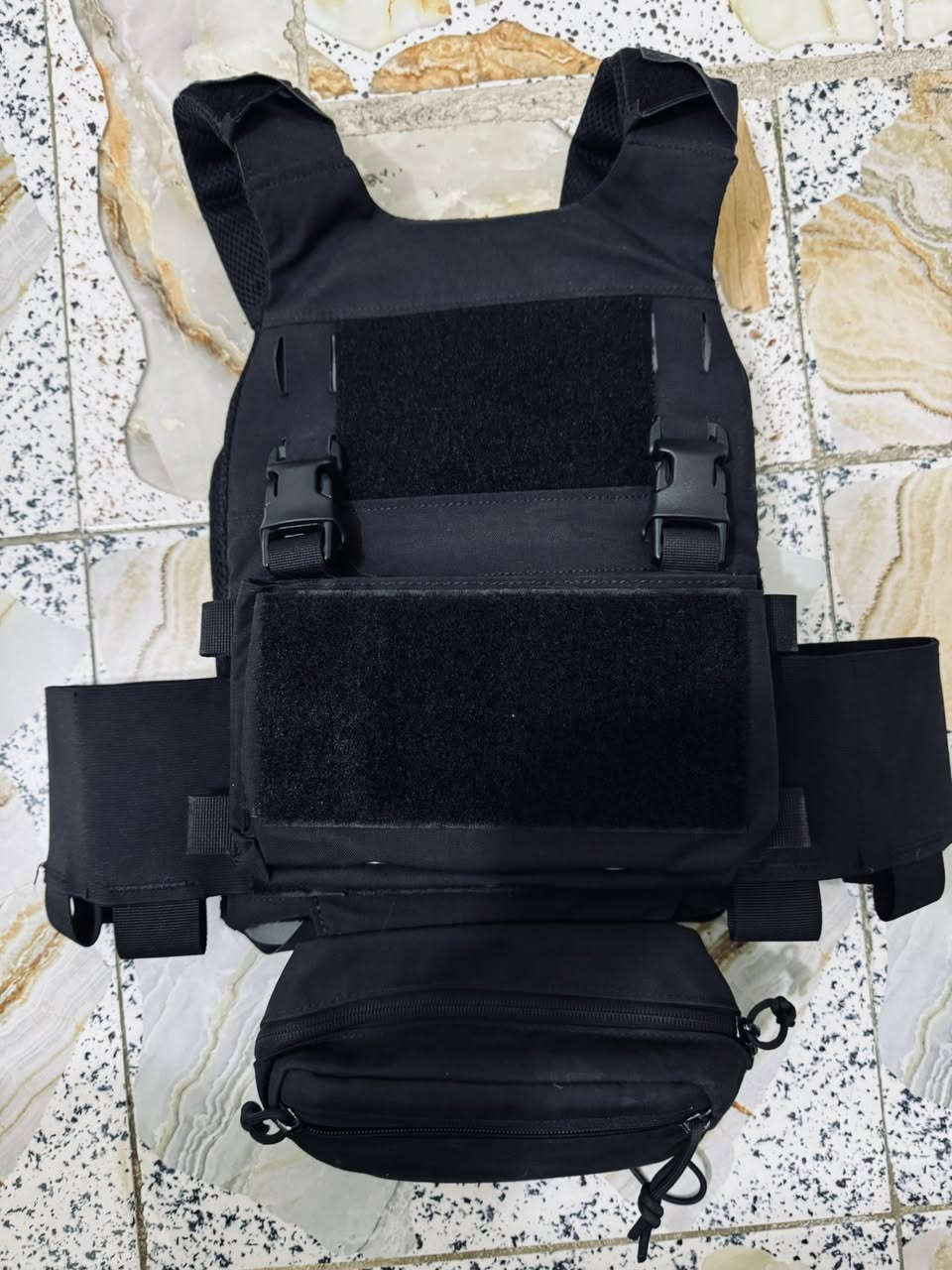 درع اسود اصلي تقطاع درويش ما عدي توصيل سعر ٧٥


**إذا كنت صاحب هذا الإعلان وتريد حذفه لأي سبب، رجاءا أرسل رسالة إلى الدعم الفني**