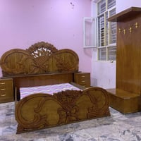 من رخصت مدير محترم الغرفه خمسه بيبان صاج داخل وخارج صاج نضيفه جدا اي ض...