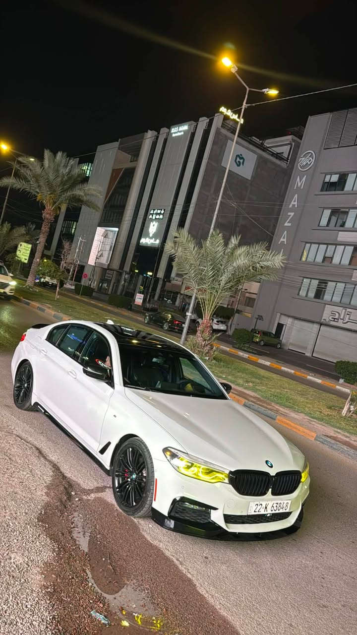540i 2019 كلين تايتل
دفع خلفي
ماشيه ٦٢ الف ميل
فول مواصفات
كشنات تدفئه وتبريد ومساج
خمس بردات
داتا شو
بيبان شفط
كشنات ٧٠٠ الكبار
وباقي المواصفات المعروفه
عليها برمجه بوبكورن يم منتظر اوتو وكل سيرفسها وصيانتها يم منتظر اوتو 
السياره قبل فتره سويتلها بولش وحمام وبدلت صدر جديد كامل ودسكات وفلنجات وتخم تايرات
مكانها بغداد المنصور
السعر 32000$
***********
