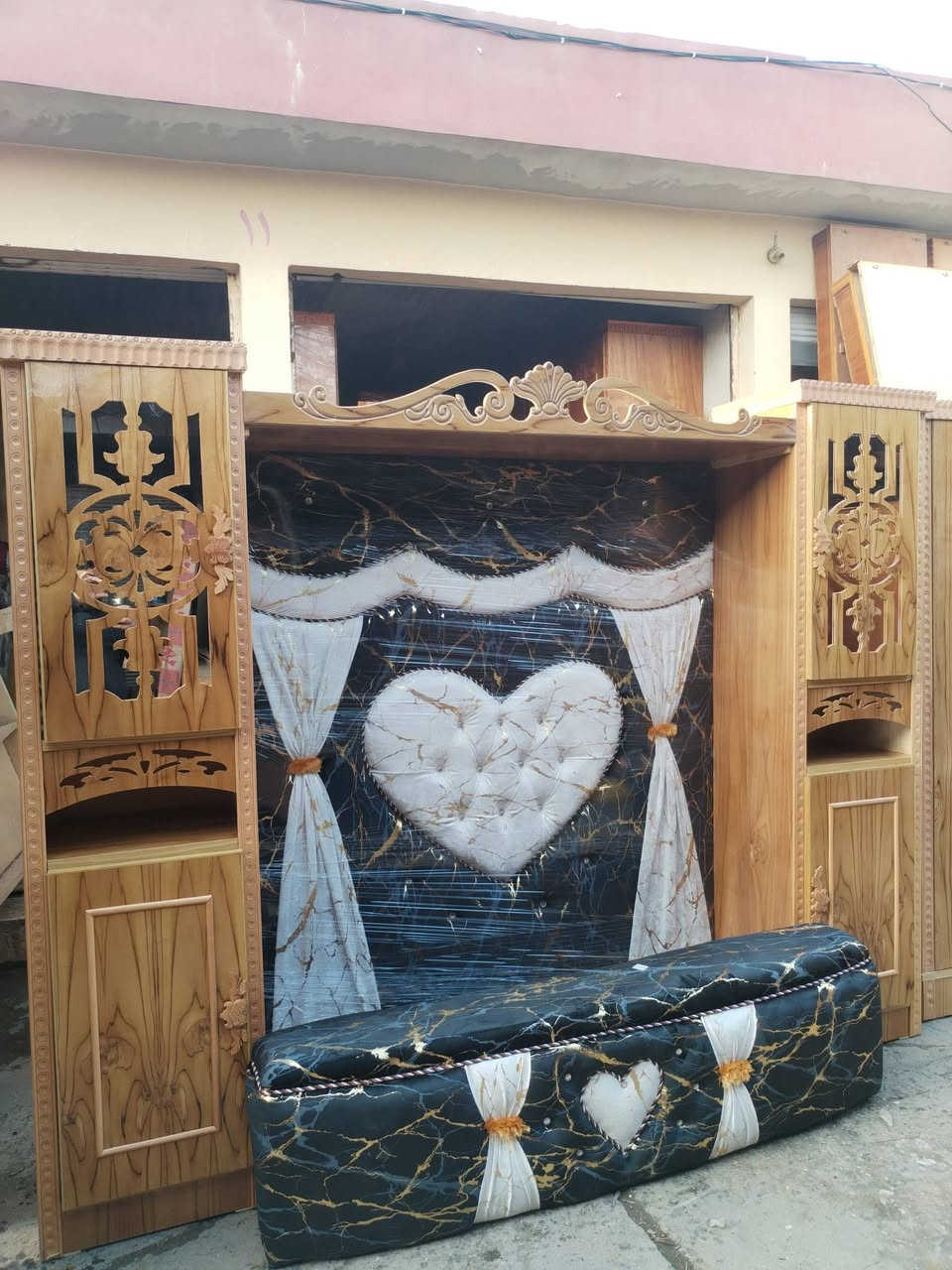 غرفه 5 ابواب. ابراج ناصي نقش زان يدات زان دنكه زان عنوان موصل باب جديد داخل ساحة نادي الفتوه الرياضي مقابل افران السيد *********** رجأ الما يشتري لا يخابر اقساط ما عندي السعر 750 قفل 🔒 السعر ثابت بدون معامله..***********
