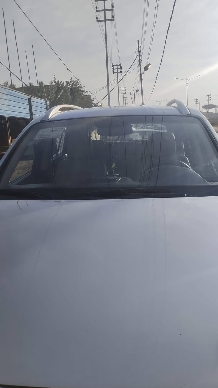 سلام عليكم للبيع ومراوس سنتافي موديل 2011فول مواصفات ماعدا البصمه تحكم ستيرن بلاديه كله شركه مكينه وكير شرط مكينه 6سلندر 3قطع تبريد مري شفط كشنات كهرباء 7راكب فتحه بلقماره رقم نجف وبعد هواي مواصفات الاتصال ***********
