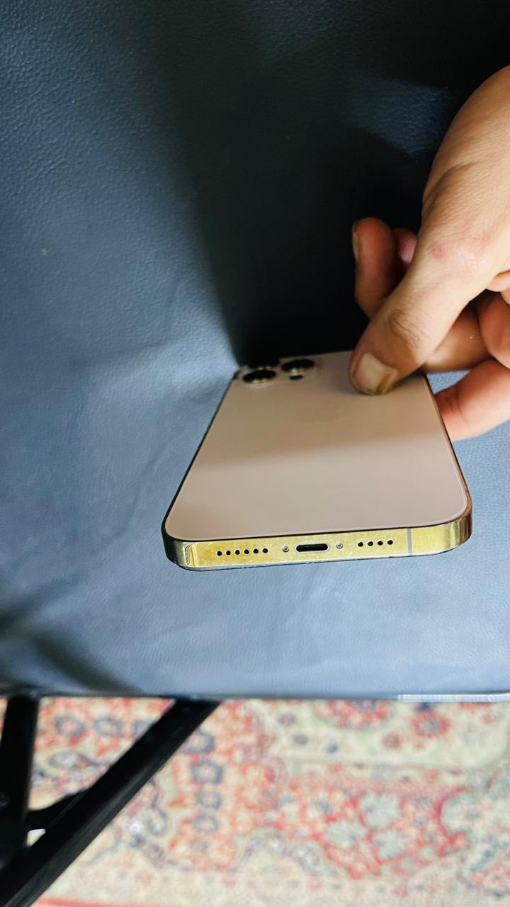 سلام عليكم للبيع ايفون 12 برو ماكس مبدل شاشه وضهر مكسور ذاكره 256لون ذهبي بطاريه بلاديه 75 مكاني بغداد الدورة السعر 300 وبي مجال بسيط *********** رحمه لوالديكم لي ميعجبه لسعر يعبره للمنشور
