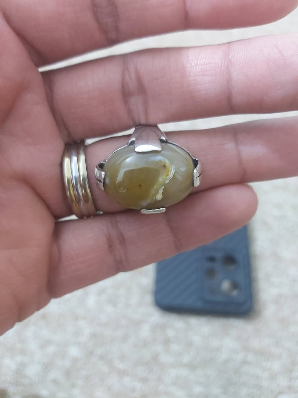 خاتم عقيق بيع او مراوس


**إذا كنت صاحب هذا الإعلان وتريد حذفه لأي سبب، رجاءا أرسل رسالة إلى الدعم الفني**