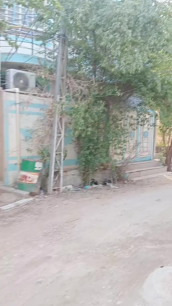 بيت للبيع في كربلاء المقدسه حي العباس الفرع الثالث نهايته مساحته 250 متر طابق واحد زراعي سند 25 ،،،،،***********
