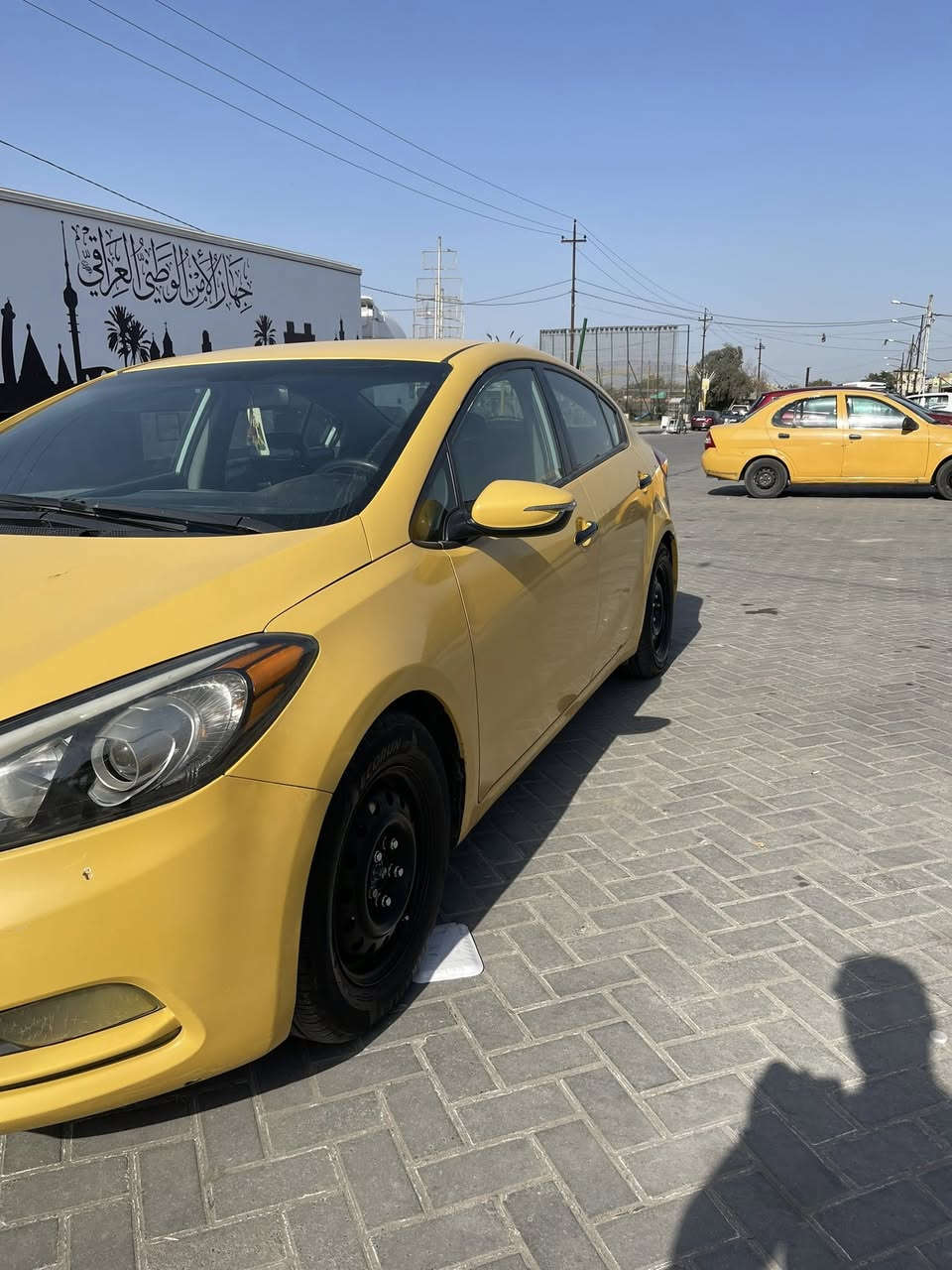 السلام عليكم
فورتي ١٤ باسمي تحويل مباشر وارد مكينه دوش ١٨٠٠ حادثه جاملغ وبنيد وعندي صار بيه حادث جاملغ أسير كير مكفول محرك بي تنقيص شي بسيط تدفأه تبريد تايرات جدد شواصي لغود مكفولات السعر ٩٠ وبيه مجال عنوان مدينة الصدر 
***********
