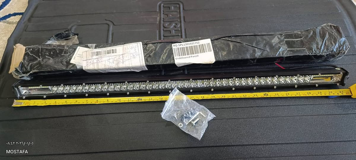 شمعة سياره بطول 80cm. مكونة من 100 لد داخلي. ضد الماء تتحمل جميع الظروف ترهم لجميع السيارات اول تم 40 الف الحجز خاص ***********
