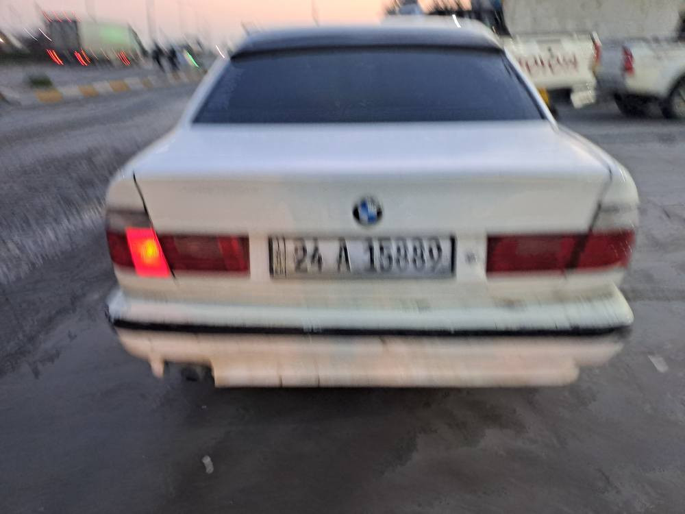 BMW1990.     /رقم سنه وي جديد هتا ٢٠٢٨ كبس 520  كير عادي.  سلايت تبريد جام كاربياي. زور هاوينه. به لاي سكن وركرايه بشو بشت خاوينه زور. كيرمجينه شرت. ويل كب M غرامه 525 هزاري. لسره أربيل, العراق


**إذا كنت صاحب هذا الإعلان وتريد حذفه لأي سبب، رجاءا أرسل رسالة إلى الدعم الفني**