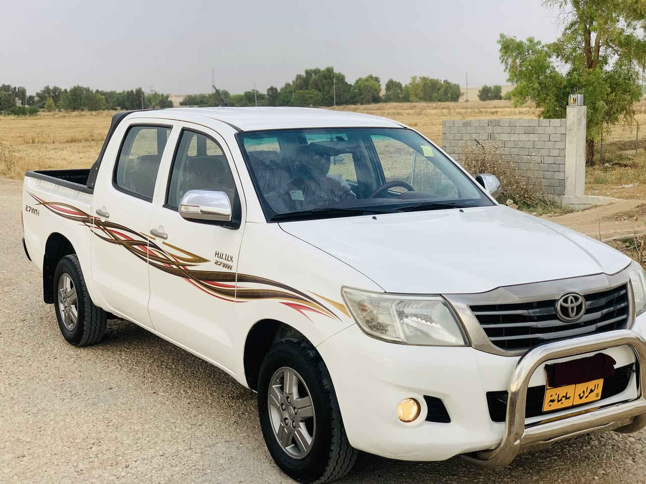 hilux
هایلۆکس سەید نەهرۆ 
مۆدێل:2015 شاسی ١٩
ڕەسمی سۆنەرەکەم داناوە
دەعامی بۆ دەعامی بەشەرت 
گێڕ ومەکینەی بەشەرت نەکراوەتەوە 
ڕەقەم سلێمانییە
شوێن /خانەقین
سعر/235
ڕەقەم تەلەفون /***********
