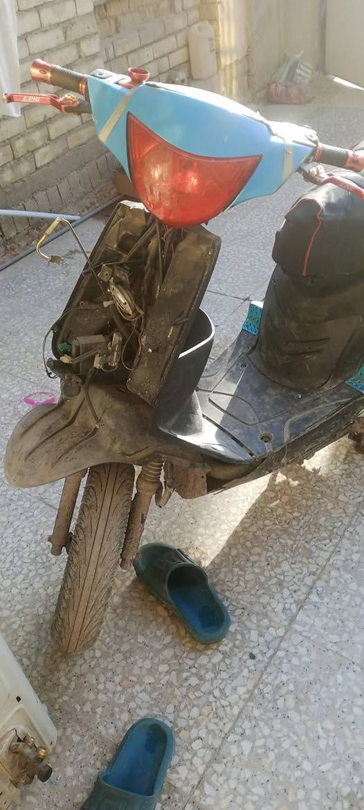 للبيع ماكس عدله تشتغل تمشي مسافه وتطفا وترجع تشتغل مكان بغداد بلديات *********** ابيع هيج بدون لحيه وبجم سعرها 260
