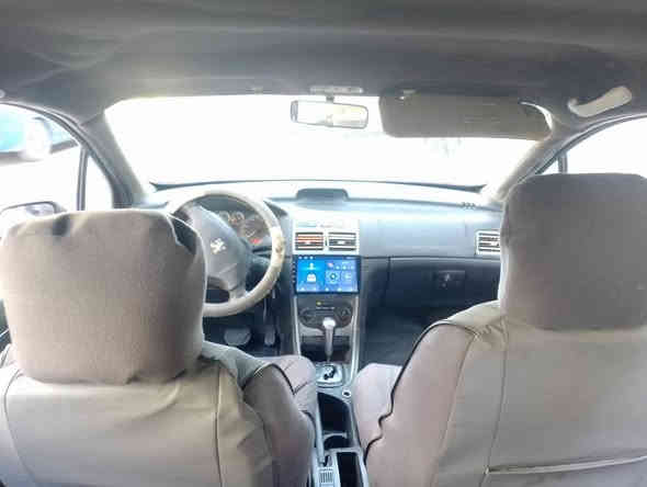 لسلام عليكم
بيجو فرنسي ٣٠٧.موديل 2005
رقم بغداد    رقم نكليزي
محرك   جديده 
كير اوتماتيك  
 سياره  تبريد ثلج 
ادامه كامله 
كهربائياتها كلها تشتغل و ما بيهن اي نقص  
 تحويل ثاني يوم مباشرة... 
سعر السياره 45 ورقه بيها مجال
مكان السياره يم مطار بغداد مقابيل عباس ابن فرناس 
واي استفسار الاتصال *********** بغداد
