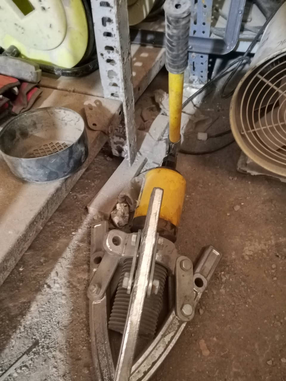 السلام عليكم للبيع موجود توصيل *********** وات ساب أو خاص
