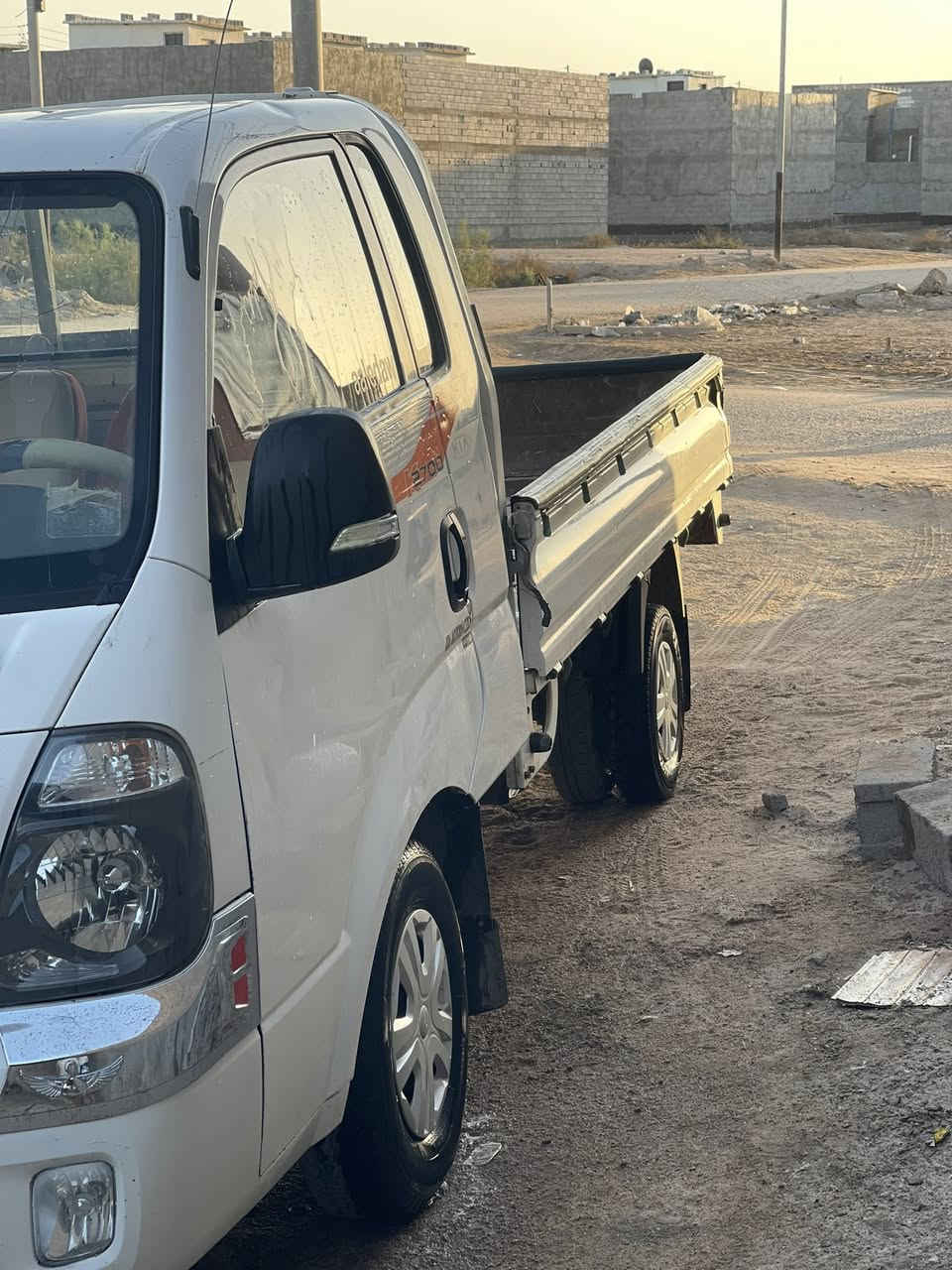 السلام عليكم سياره بنكو مديل18 مكينه مفتوح وبيها طخه
باب السايق مصلحه وكامله مكفوله اصوليات 100‎%‎100 تحويل ثاني يوم

بصره شط العرب الجزيره السعر 110 وبيها مجال بسيط

‭0776 458 5699‬
