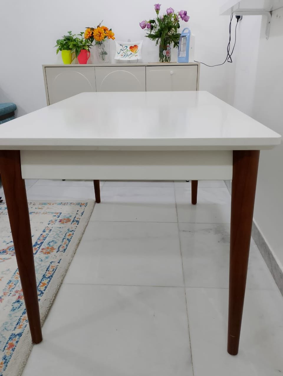 ميز طعام للبيع نضيف 6 كراسي 3 كراسي بيهه ضرر تجوه مالته تتحرك من تنتجين عليه فقط ابيعه ب250 مكان بغداد حي الحسين خلف محمع نسيم


**إذا كنت صاحب هذا الإعلان وتريد حذفه لأي سبب، رجاءا أرسل رسالة إلى الدعم الفني**