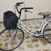 بايسكل للبيع سعر 30 الف مكاني موصل جانب الأيسر تواصل خاص او واتساب رقم...