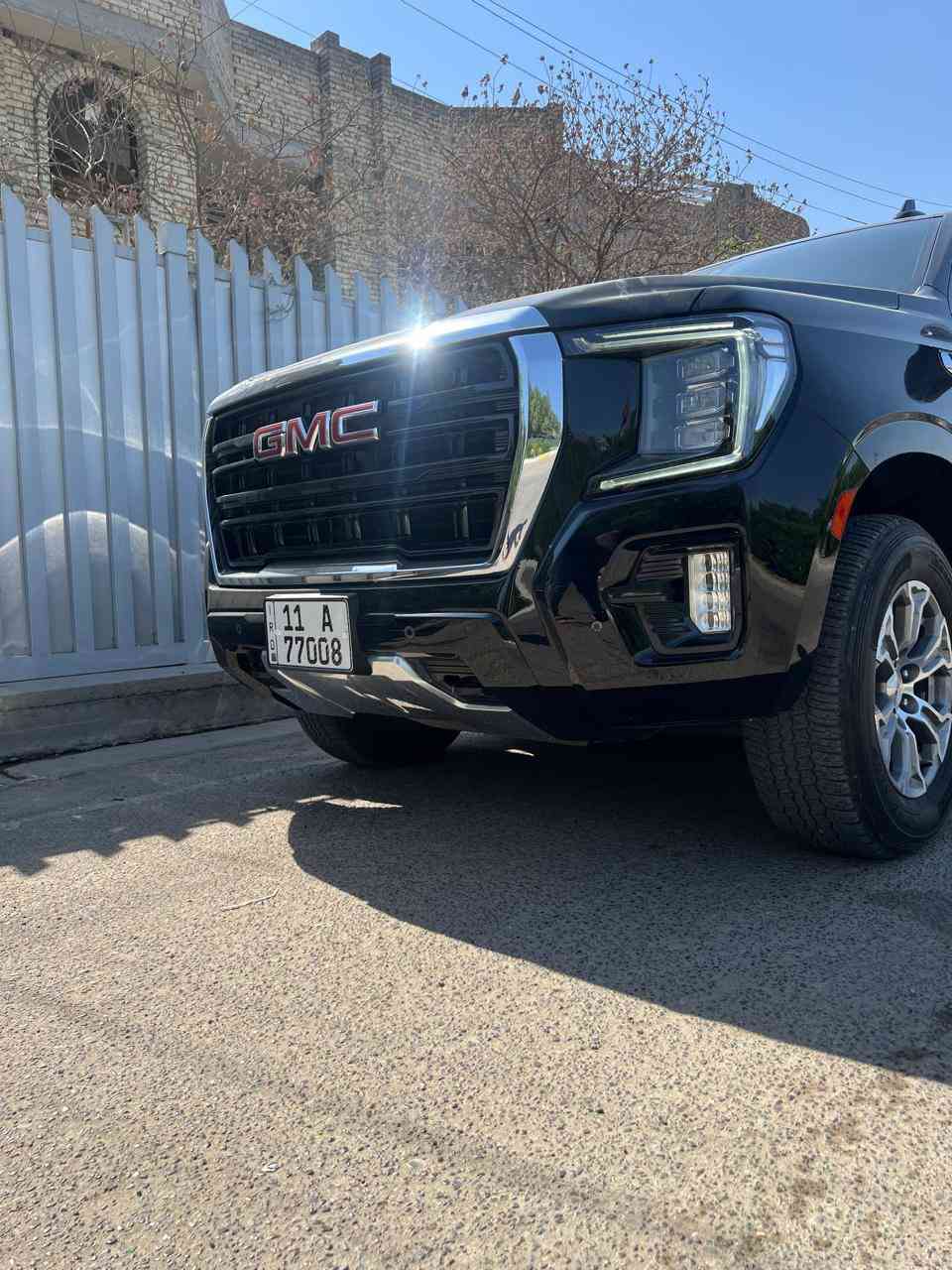 السلام عليكم 
جمسي يوكن للبيع
خليجي 
موديل 2022 
موصفات عاديه معروفه
رقم بغداد حلوو
مغلفه بي بي إف 
ماشيه 69 استخدام شخصي
السياره بيه سونار شوف السونار واتصل 
بيه دبل كود وبيه الجنطه الخلفيه مبدله اصليه 
مكان السياره بغداد البلديات 
السعر 440 يعني أربع دفاتر راربعين ورقه
الاستفسار 
*********** 
اتصل وتدلل
