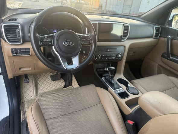 السلام عليكم اسبورتج موديل 2020 مكفوله من الصبغ والبارد فقط مكانين كد اصبع bdr ماشيه 93 السيارة جديدة جدا السونر مرفق بالمنشور مكان بغداد جاهزة من كل شي مابيها اي نقص السعر 202وبيها مجال
الرقم ***********
