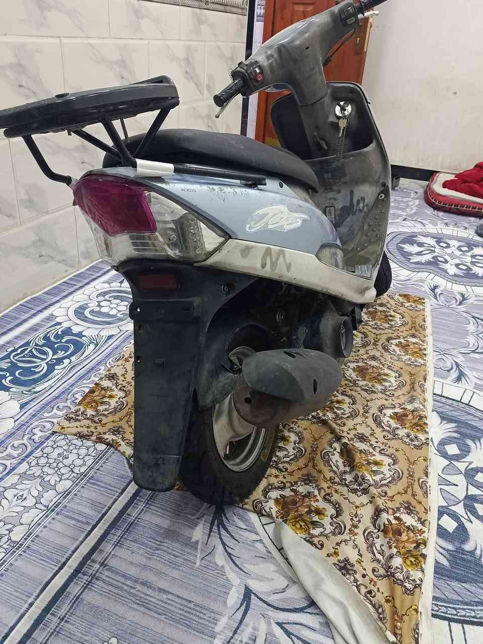 السلام عليكم  ماكس منغولي مكينه ما مفتوحه كهربائيات كله شغاله كفرات بلاديه السعر 550 للتواصلل
مكاني بغداد العبيدي ***********
