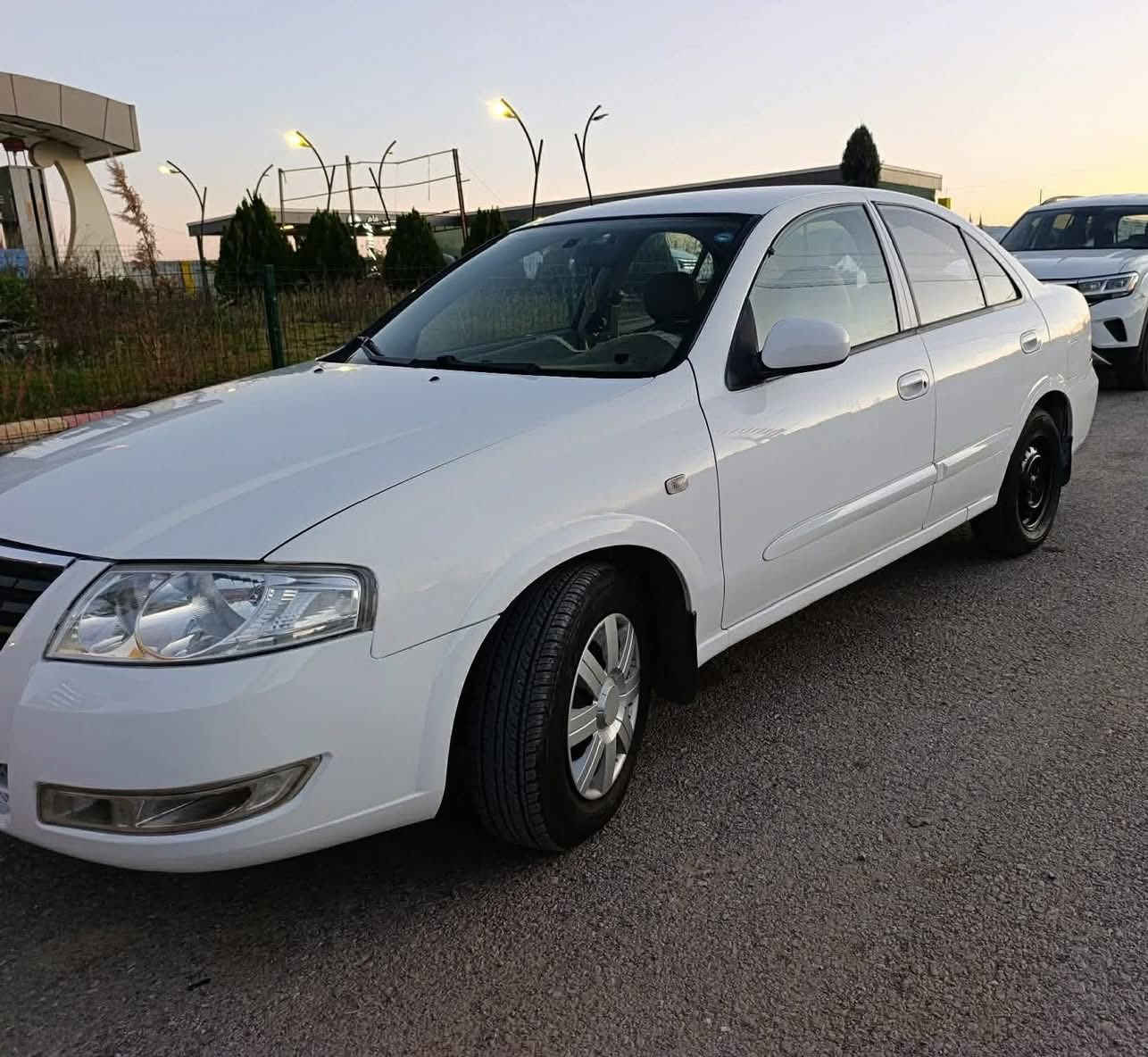 ئۆتۆمبيل: سەنی کۆری سپی بەفری 

مۆدێلی 2013 
سەنەوی کۆتای 2027 

ســــعر $ یەک کۆمێنـت بکە راســـتەوخۆ بــۆ دێـــت🟢

پاتری تازە گۆراوە 
هەرچوار تایەی تازەیە و دوو جام کارەبایە 
چوارپارچە و پەڵەیەکی بۆیاغە 

ژمارەی خاوەن سەیارە👈: ***********
