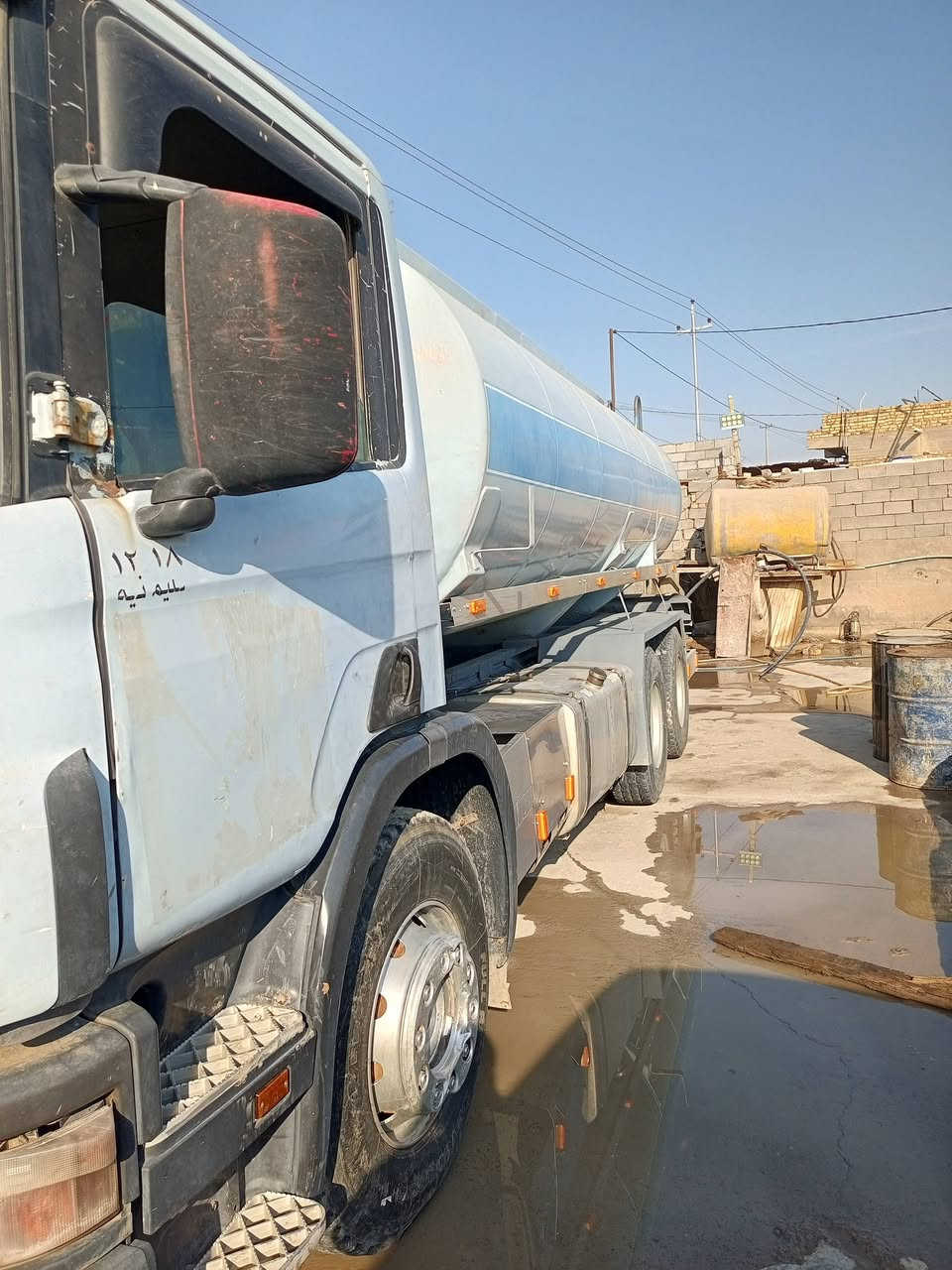 تنكر سكانيه بومه البيع 2001جاهزه رقم سلمانيه تحويل مباشر تخم تاير تدفاء تبريد عوزه غاز. كهربايات فول 20طن سياره كبل لعمل سعر 
240 رجان مو شراي لا علق ولا يخابر مكاني ناصريه ‏‪***********‬‏
