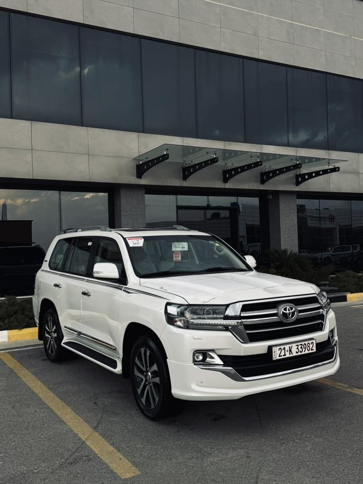 السلام عليكم 
سياره جديد بل باكيت 📦
شركه ساز باب اول 
لاندكروز  كراند تورنك فول مواصفات 
2019 v6 
SAS   شركه  
فوول مواصفات 
كاميرا 
🌷كيجات لكزز 
🌷شاشات عدد ٣ بلاد 
🌷كشن سايق ٣ دكم 
🌷جلد بلاد ي
🌷كاميرا 
🌷زراك لايت 
🌷حساسات امامي خلفي 
🌷صندوك كهرباء 
٥ بصمات
 دوسات ليزريه
مراييه جنبيه قلاب
سلايد
شغال
كشن سكن كهربائ
يشاره لكزز
لايت زينون اوتو
سيار فوول مواصفات
باقي مواصفات الكراند تورنك المعروفه 
سياره رقم  سليملنيه  سنويه جديده
تحويل مباشر 
مكانها سليمانيه 
 مكفوله بدون الصبغ   بدون شخط بدون كلشي كفاله عام 
السعر المطلوب 528 ومجال بسيط 
مكان سليمانية 
رقم الهاتف ***********
