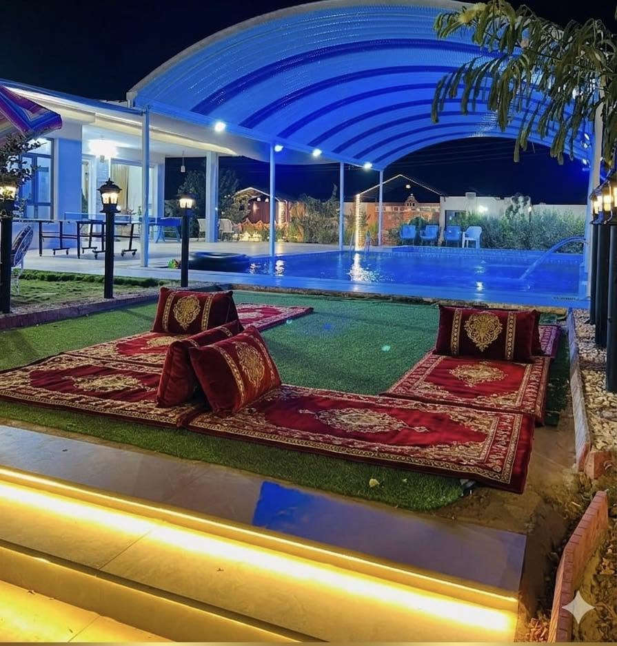 مزرعة ومنتجع الأميرالحجوزات المتوفره
يوم الأربعاء ٦/١٧شفت صباحي ومسائي 

يوم الخميس ٦/١٨شفت صباحي 

يوم الجمعه ٦/١٩شفت صباحي ومسائي 

يوم السبت ٦/٢٠شفت صباحي ومسائي 

للاستفسار مراسلتنا عبر الواتساب او للاتصال عبر الرقم ***********
